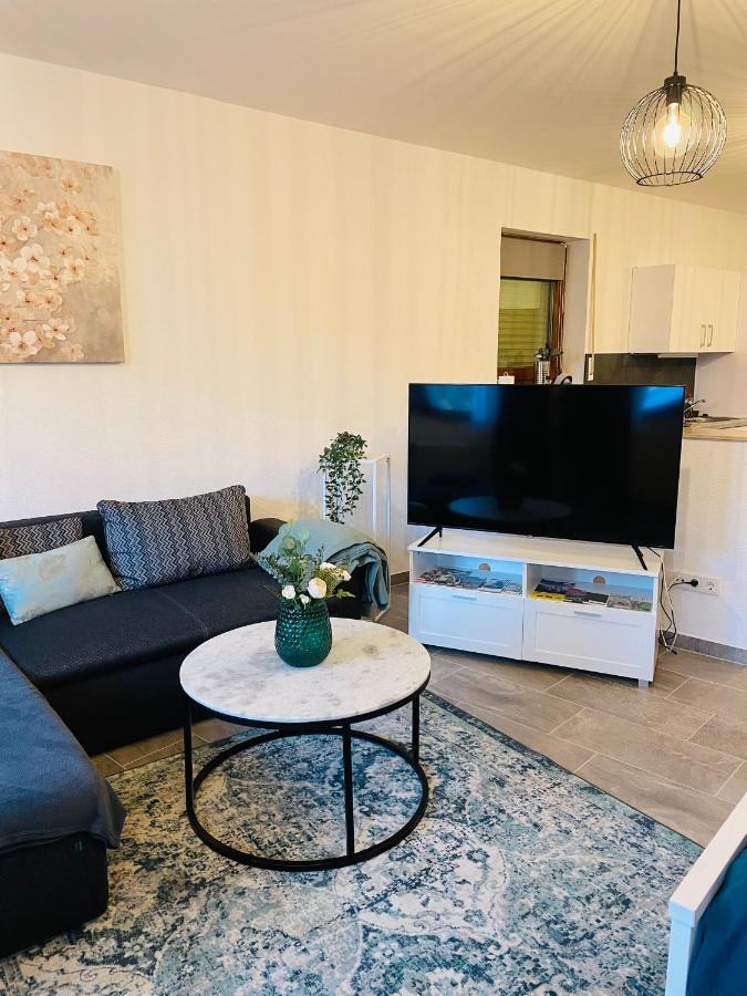 Ferienwohnung Emma An Der Romantischen Strasse Вайкерсхайм Экстерьер фото